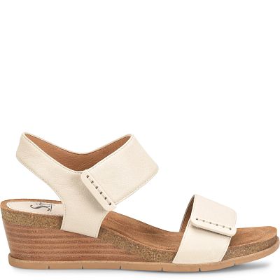 Verdi II shown in Tapioca Grey (Ivory)